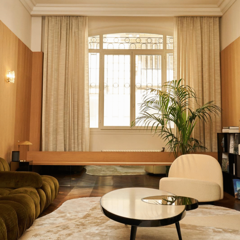 3Projet-Haussmann-Paris-16-salon-1-Architecture-interieur-RHBstudio